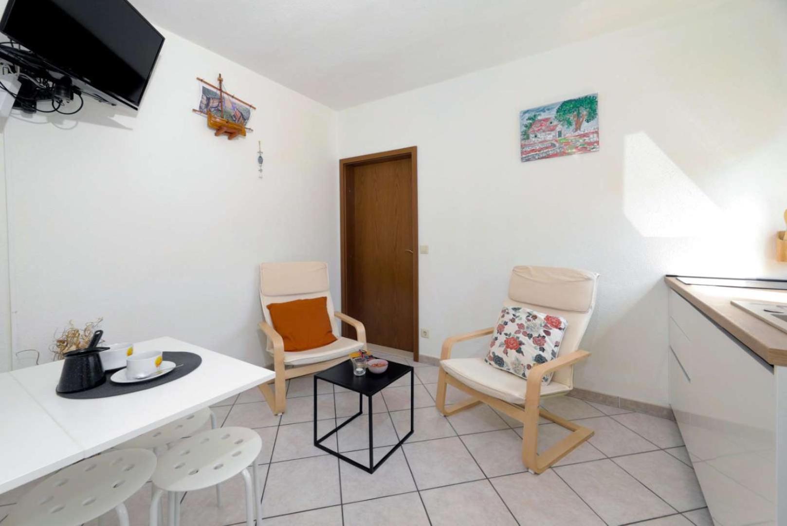 Apartments Lovric Trogir Exterior photo